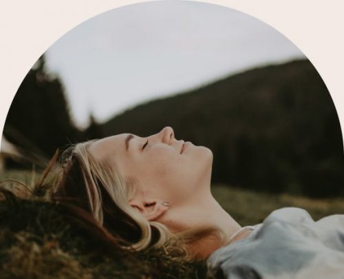 Accompagner le plus grand nombre de personne sur Terre vers le bien être, l’épanouïssement et la vie en harmonie dans son environnement.